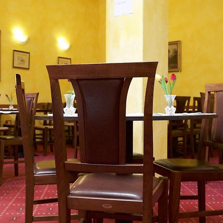 Hotel Buenos Aires Montecatini Terme Eksteriør bilde