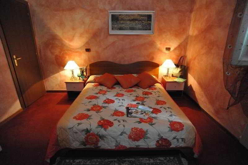 Hotel Buenos Aires Montecatini Terme Eksteriør bilde